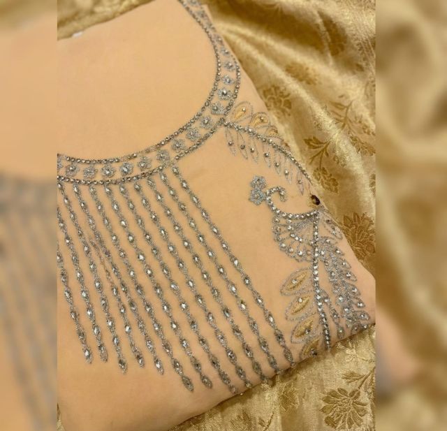 Noor-e-Sahar Unstitched Suit