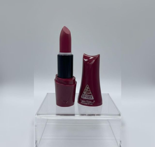 MAGENTA BERRY BOLD LIPSTICK